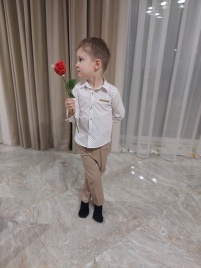 Костюм классический "Бис" бежевый